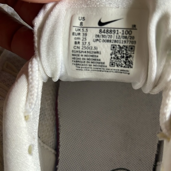 NIke Air Max Plus Premium Women's Shoe Size 8 - Picture 6 of 9